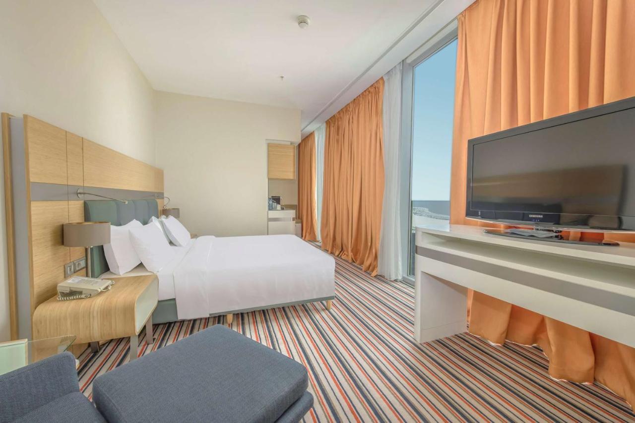 Отель Radisson Blu
