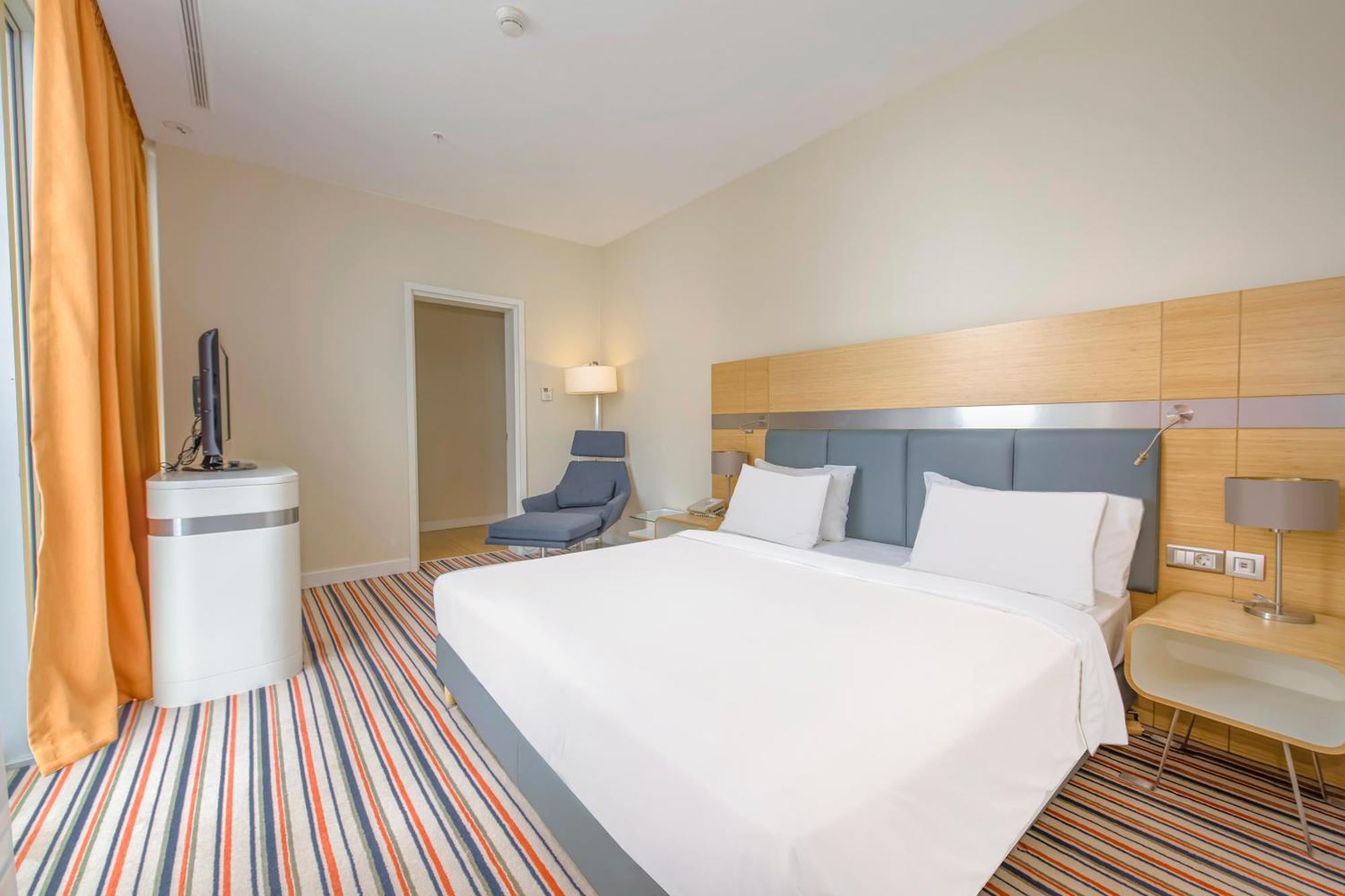 Radisson Blu 5* Батуми