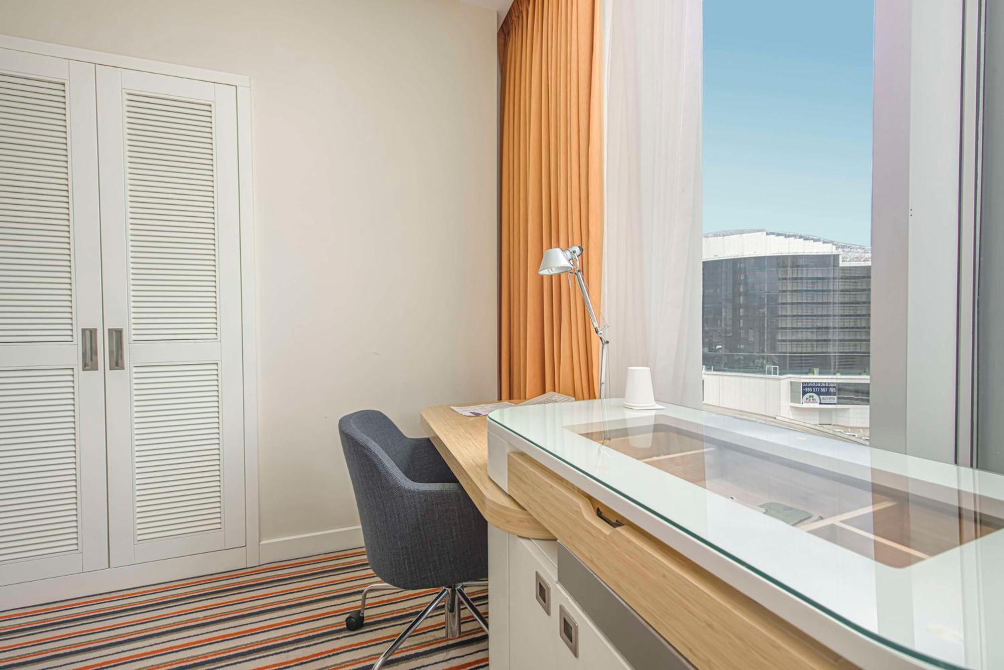 Отель Radisson Blu